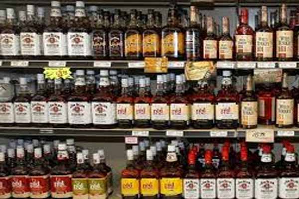 Liquor price छत्‍तीसगढ़ में शराब प्रेमियों के लिए अच्‍छी खबर: 40 से तीन हजार रुपये तक सस्‍ती हुई शराब