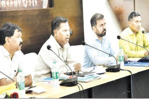 Electrification ऊर्जा सचिव डॉ. रोहित की समीक्षा बैठक: लाइन लॉस और विद्युतीकरण को लेकर दिए निर्देश...