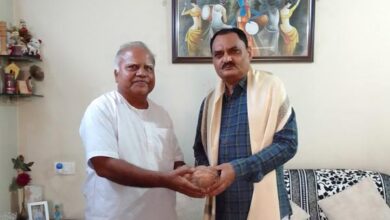 CG News विद्युत अभियंता कल्याण संघ ने किया इंजीनियर विलास सवडे को सम्‍मानित