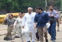 Chaitanya Baghel ईडी हिरासत में चैतन्‍य से मिले पूर्व सीएम: बेटी और बहू के साथ की मुलाकात, बघेल ने कहा...