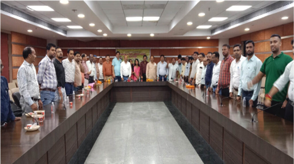 Agitation 22 अगस्‍त की हड़ताल को लेकर इंद्रावती में बैठक, संविदा कर्मचारी महासंघ ने जारी किया लेटर...