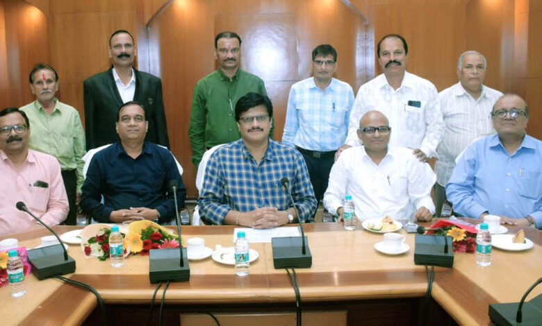 CSPC बिजली कंपनी मुख्यावलय में विदाई समारोह: सहायक प्रबंधक समेत छह हुए रिटायर