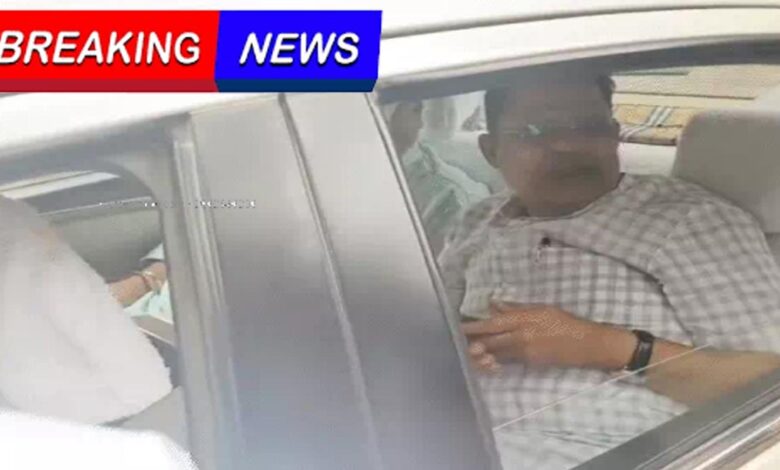 Cabinet छत्‍तीसगढ़ में कैबिनेट विस्‍तार की अटकलों के बीच राजभवन पहुंचे पूर्व मंत्री अमर अग्रवाल, जानिए- क्‍या है मामला