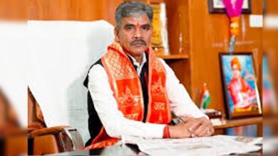 Ishwar Sahu कांग्रेस का अटैक: भाई का.. चाचा का… मामा का.. सबका पैसा ले रहा ईश्वर साहू!