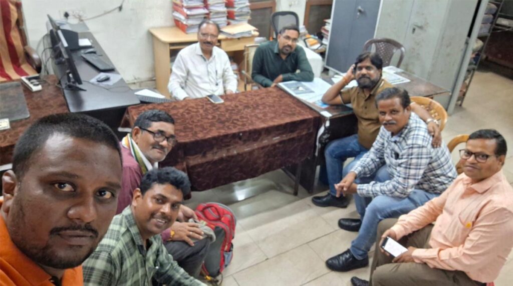 Mahasangh संविदा कर्मियों के नियमितीकरण की मांग: महासंघ ने किया आंदोलन का ऐलान