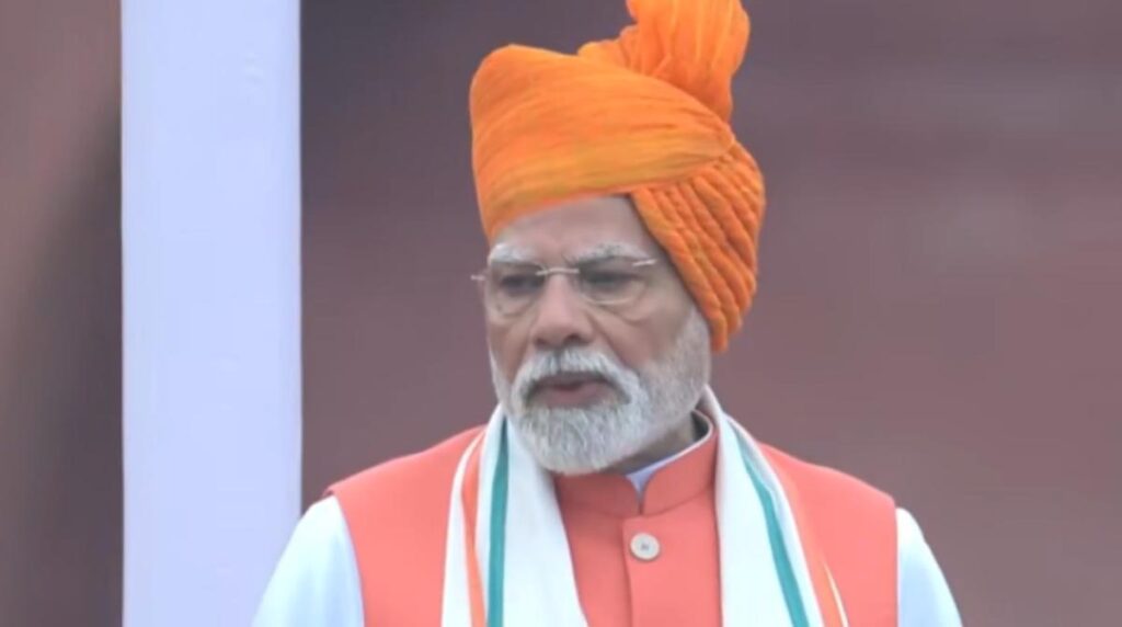 Modi लाल किला की प्रचारी से मोदी का संबोधन: ऑपरेशन सिंदूर, किसानों व फाइटर जेट पर कह दी बड़ी बात...