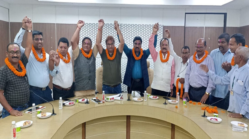 CG News ...तो एक मंच पर नजर आएंगे छत्तीसगढ़ के सभी कर्मचारी- अधिकारी संगठन: बन रही बड़ी रणनीति