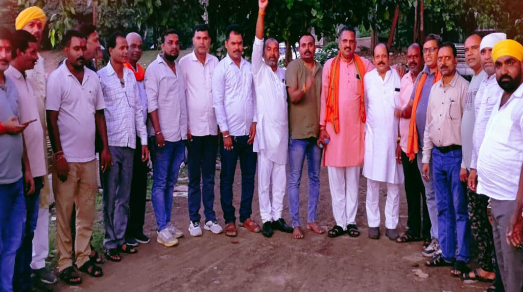 Chhath Puja व्यास तालाब छठ पूजा समिति के अध्यक्ष बने हरिशंकर मिश्रा, रविंद्र सिंह को मिली कोषाध्यक्ष की जिम्मेदारी