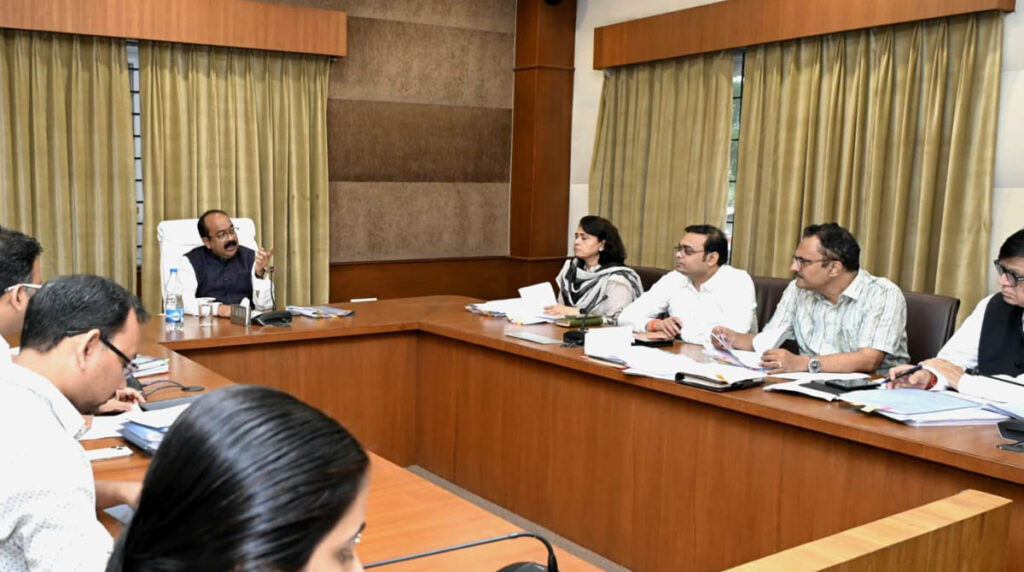 Arun Sao डिप्टी सीएम Sao की समीक्षा बैठक: निकायों में भुगतान, नई भर्ती और समन्वय पर दिए निर्देश