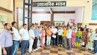 Bijli छत्तीसगढ़ बिजली कर्मचारी महासंघ के आंदोलन की बढ़ी ताकत: समर्थन में आया इंजीनियरों का संगठन