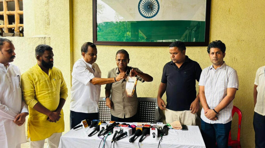 Mini Mata अमित जोगी ने जलाया विधानसभा भवन के उद्घाटन का निमंत्रण पत्र: डॉ. महंत को पत्र लिखकर की अपील....