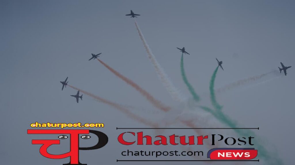 Air Show आसमान में विमानों का हैरतअंगेज करतब, सड़क पर जनसैलाब, नवा रायपुर में ट्रैफिक जाम, देखिए फोटो