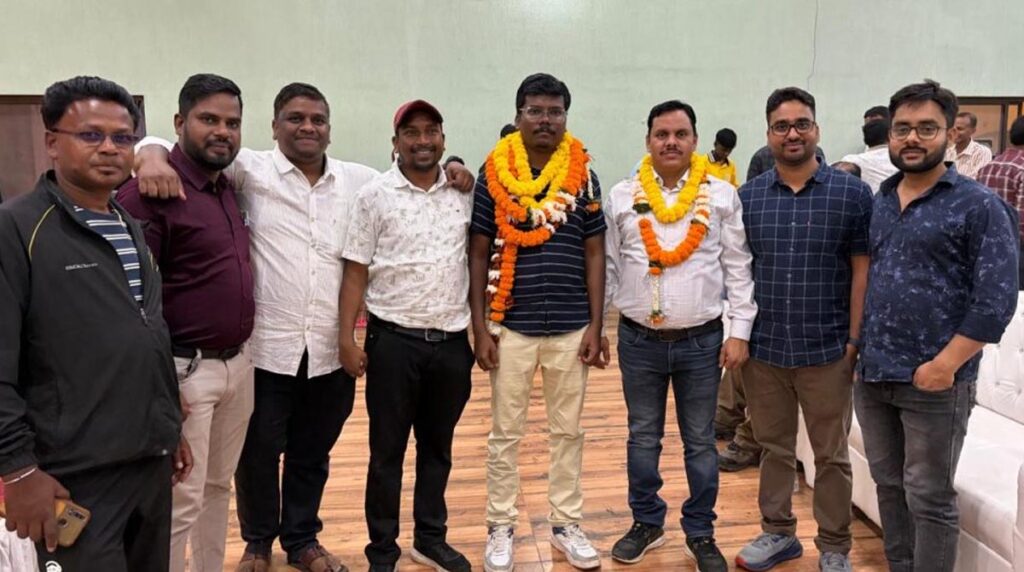 Engineers Association छत्तीसगढ़ राज्य विद्युत मंडल पत्रोपाधि अभियंता संघ का चुनाव: श्रीकांत बड़गैया बने अध्‍यक्ष और दीपक निकुंज महासचिव