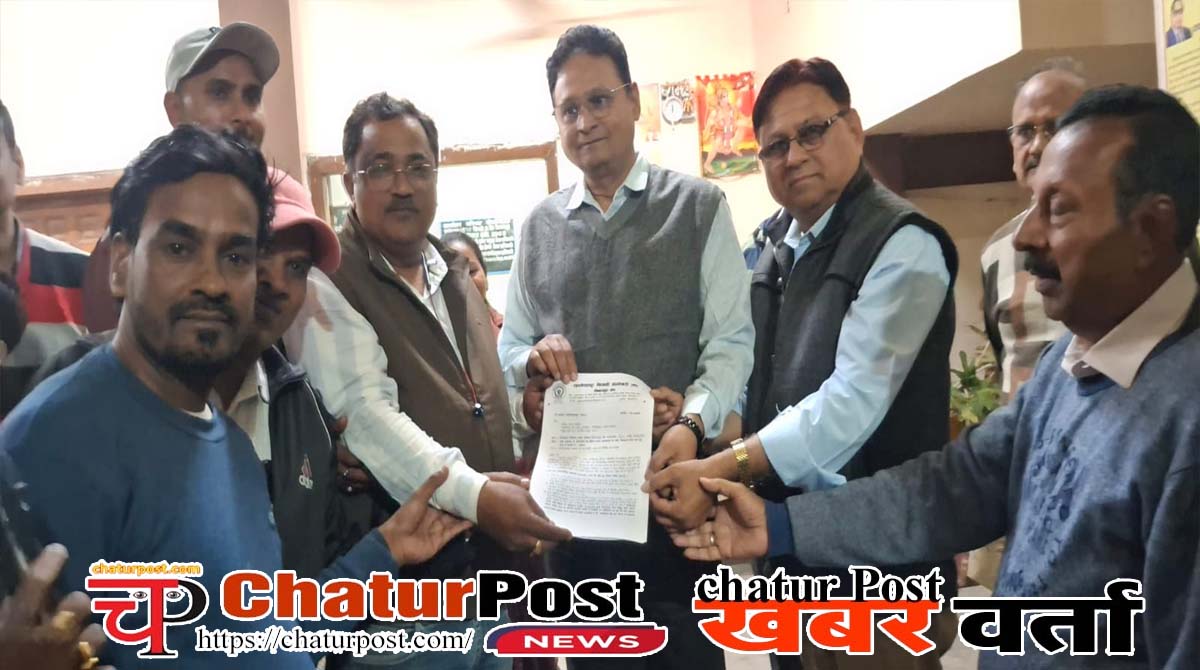 CSEB महासंघ के नेतृत्‍व में बिजली कर्मियों का जंगी प्रदर्शन: 23 सूत्रीय मांगों का सौंपा ज्ञापन, प्रदेशव्‍यापी आंदोलन की तैयारी