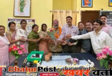 Education प्राचार्य आरके वैष्‍णव ने ग्रहण किया पदभार: शिक्षकों, विद्यार्थियों व ग्रामीणों ने किया गर्म जोशी से स्वागत