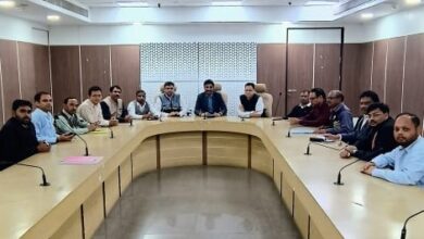 Support for the employees' federation's movement: The Chhattisgarh State Gazetted Officers' Association decided in its meeting to give full support to the strike.