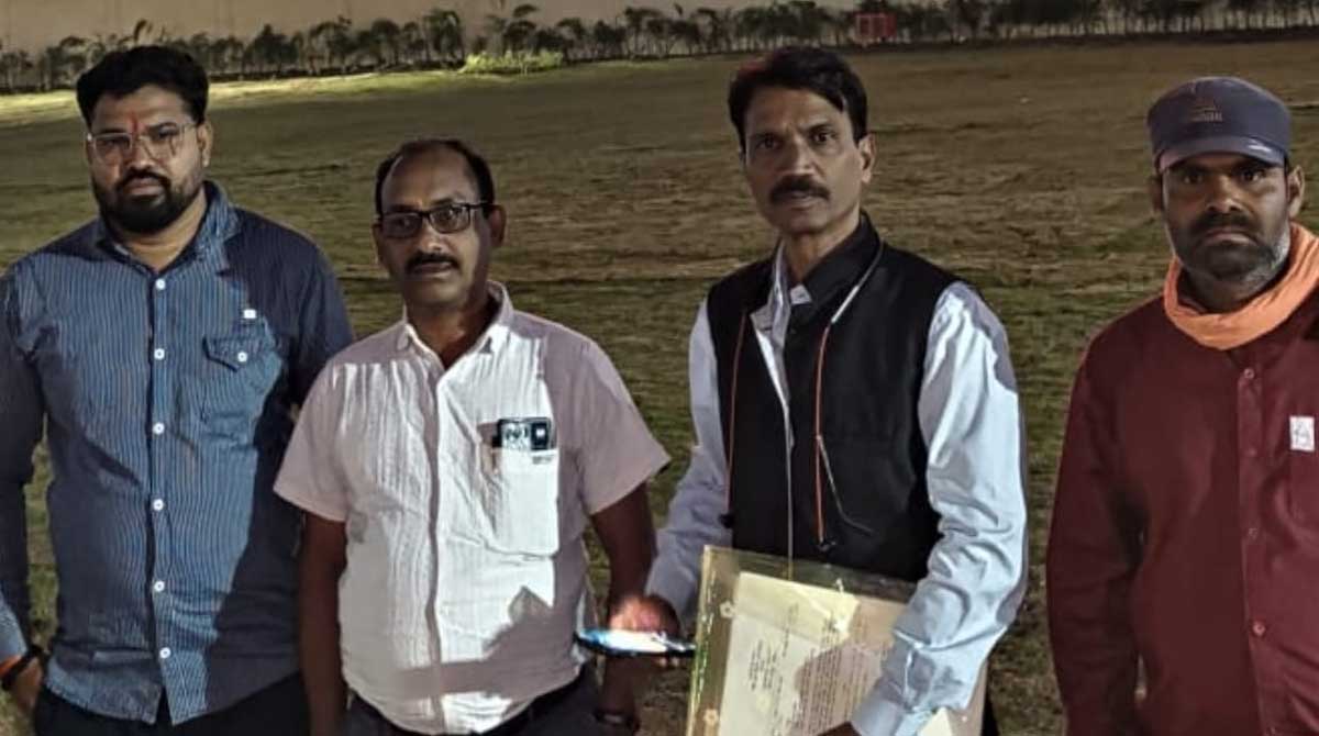 CG News नियमों की गलत व्याख्या से ST-SC वर्ग के शासकीय सेवकों की रुकी वेतन वृद्धि: चतुर्थ वर्ग कर्मचारी संघ के प्रयास से...