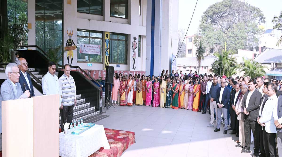 CSPC छत्तीसगढ़ की सरकारी बिजली कंपनी मुख्यालय में नव वर्ष के पहले दिन विशेष कार्यक्रम का आयोजन किया गया। इसे शुभकामना समारोह का नाम दिया गया था।