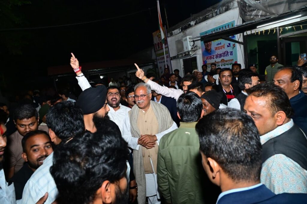 Chaitanya Baghel चैतन्य बघेल को जमानत: हाईकोर्ट ने जताई नारजगी, समर्थक ने मनाया जश्र तो पूर्व सीएम बघेल ने कहा...