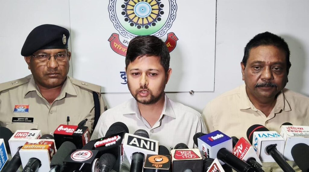 Afim ki  kheti छत्‍तीसगढ़ में अफीम की खेती कराने वाला BJP नेता समेत तीन गिरफ्तार, एक साथी फरार, तलाश में जुटी पुलिस