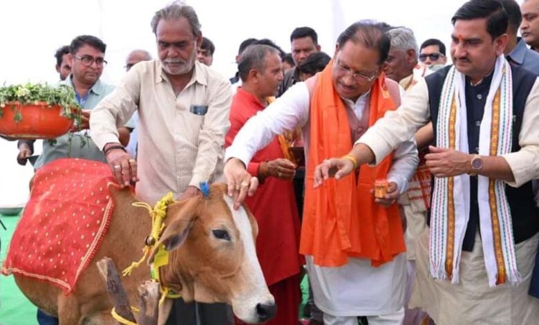 Godham Scheme छत्‍तीसगढ़ सरकार ने शुरू की गोधाम योजना: ग्रामीण अर्थव्‍यवस्‍था को मिलेगी नई गति, जानिए- क्‍या है गोधाम योजना