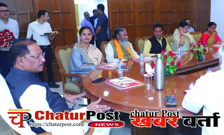 CM विष्‍णुदेव की डिनर पार्टी: भाजपा के साथ कांग्रेस के सांसद भी हुए शामिल, आज जाएंगे ओडिशा