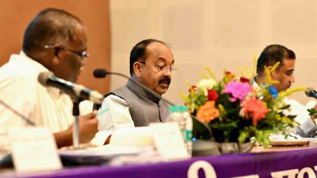 अरुण साव की 'सर्जिकल स्ट्राइक': नगर पंचायतों के बिगड़े काम होंगे दुरुस्त, लापरवाह CMO पर गिरेगी गाज!